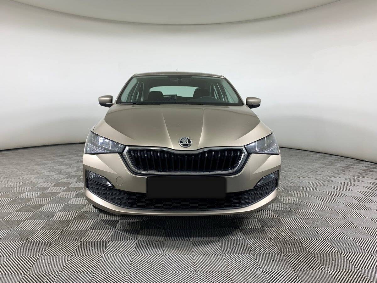 Б/У Шкода Рапид 2020 года. Фото: #1