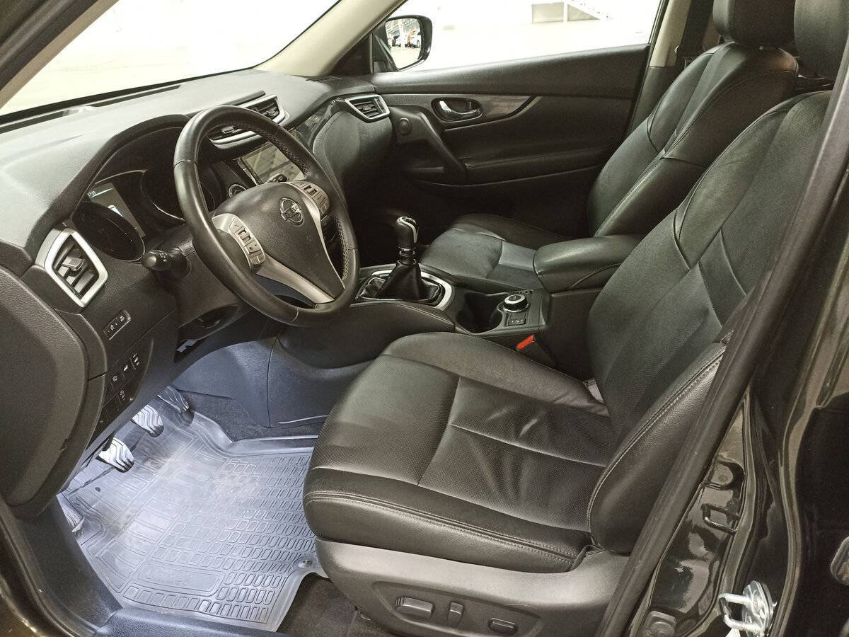 Б/У Ниссан Икс-Трейл 2015 года. Фото: #15