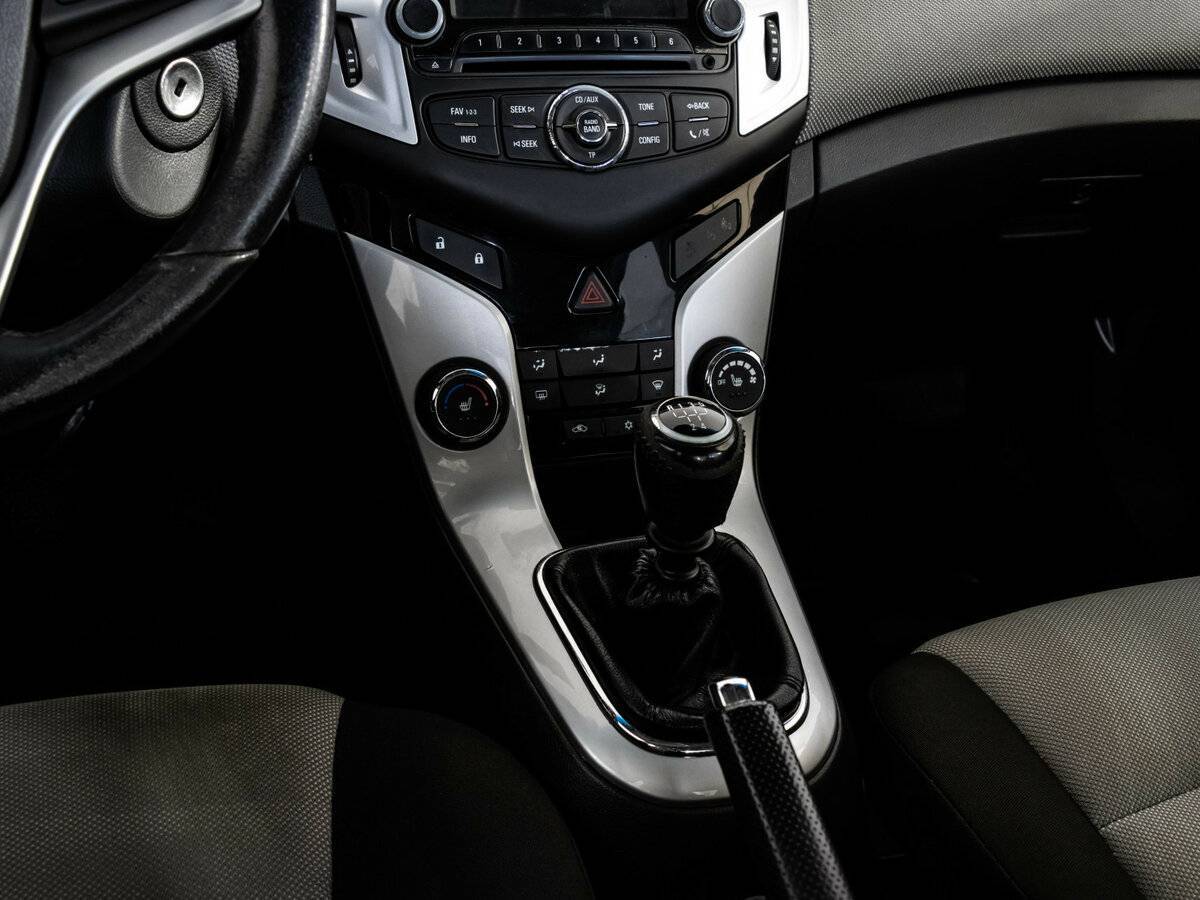 Б/У Шевроле Круз 2014 года. Фото: #11