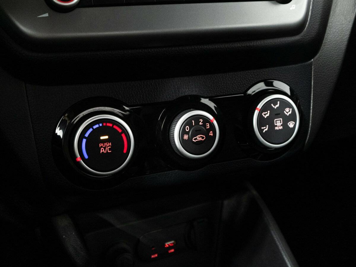 Б/У Киа Рио 2016 года. Фото: #16