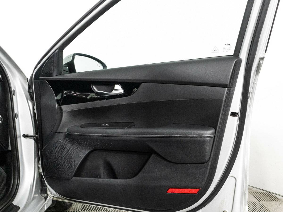 Б/У Киа Церато 2021 года. Фото: #27