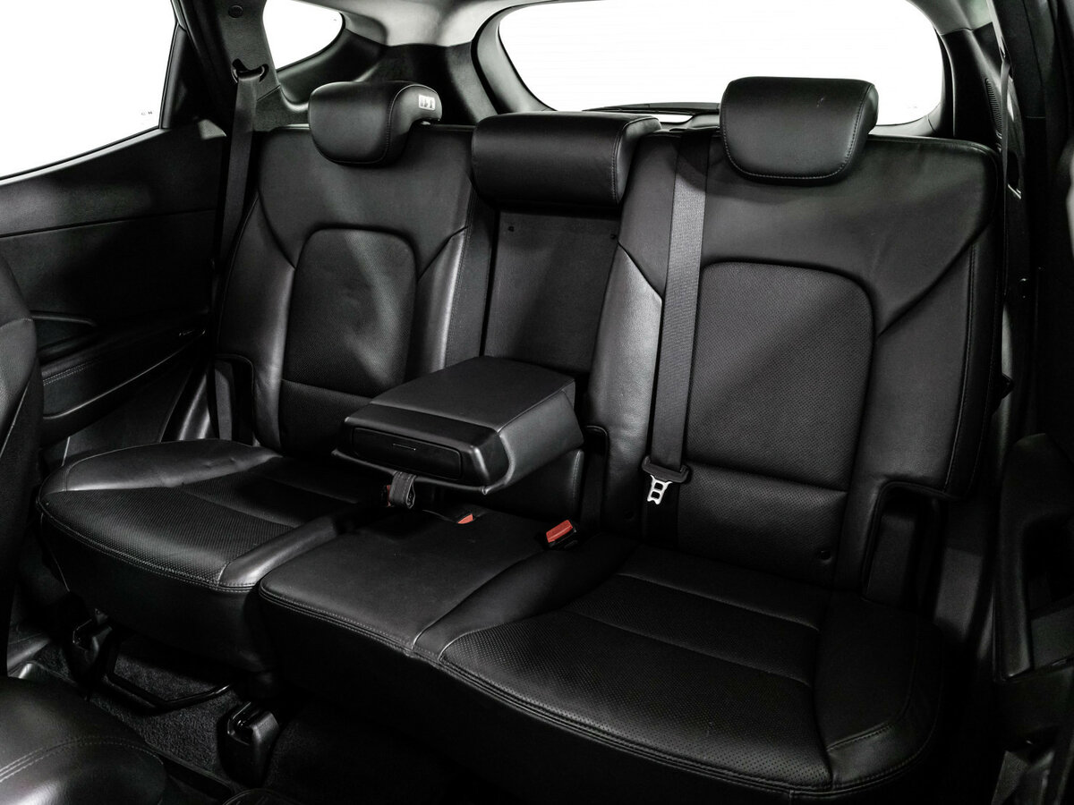 Б/У Хендай Санта Фе 2018 года. Фото: #16