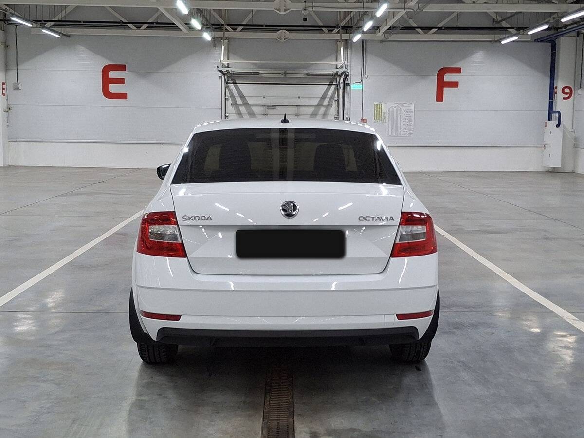 Б/У Шкода Октавия 2018 года. Фото: #5