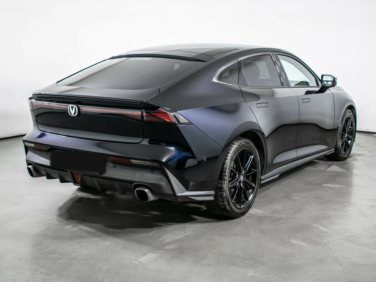 Б/У Чанган УНИ-В 2023 года. Фото: #4