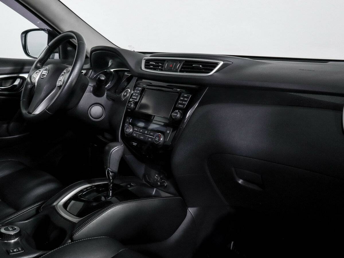 Б/У Ниссан Икс-Трейл 2015 года. Фото: #8