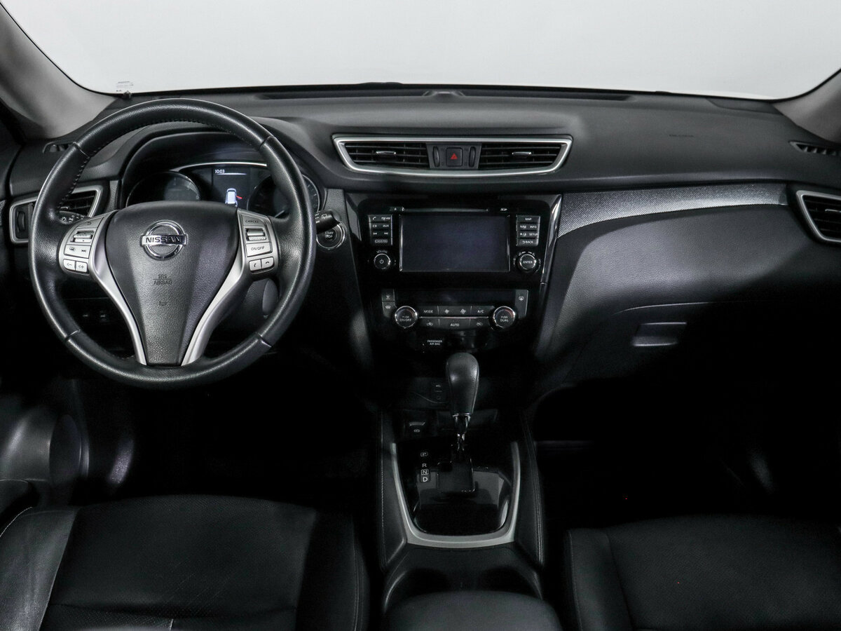 Б/У Ниссан Икс-Трейл 2015 года. Фото: #11