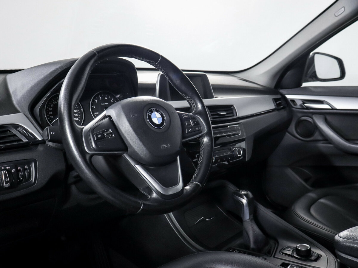 Б/У БМВ Икс1 2016 года. Фото: #13