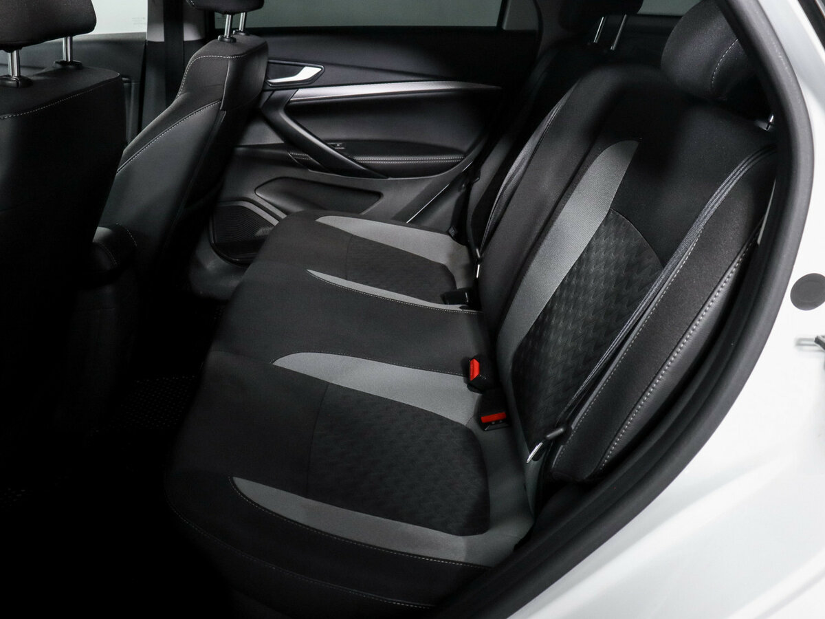 Б/У Лада (ВАЗ) Веста 2024 года. Фото: #7