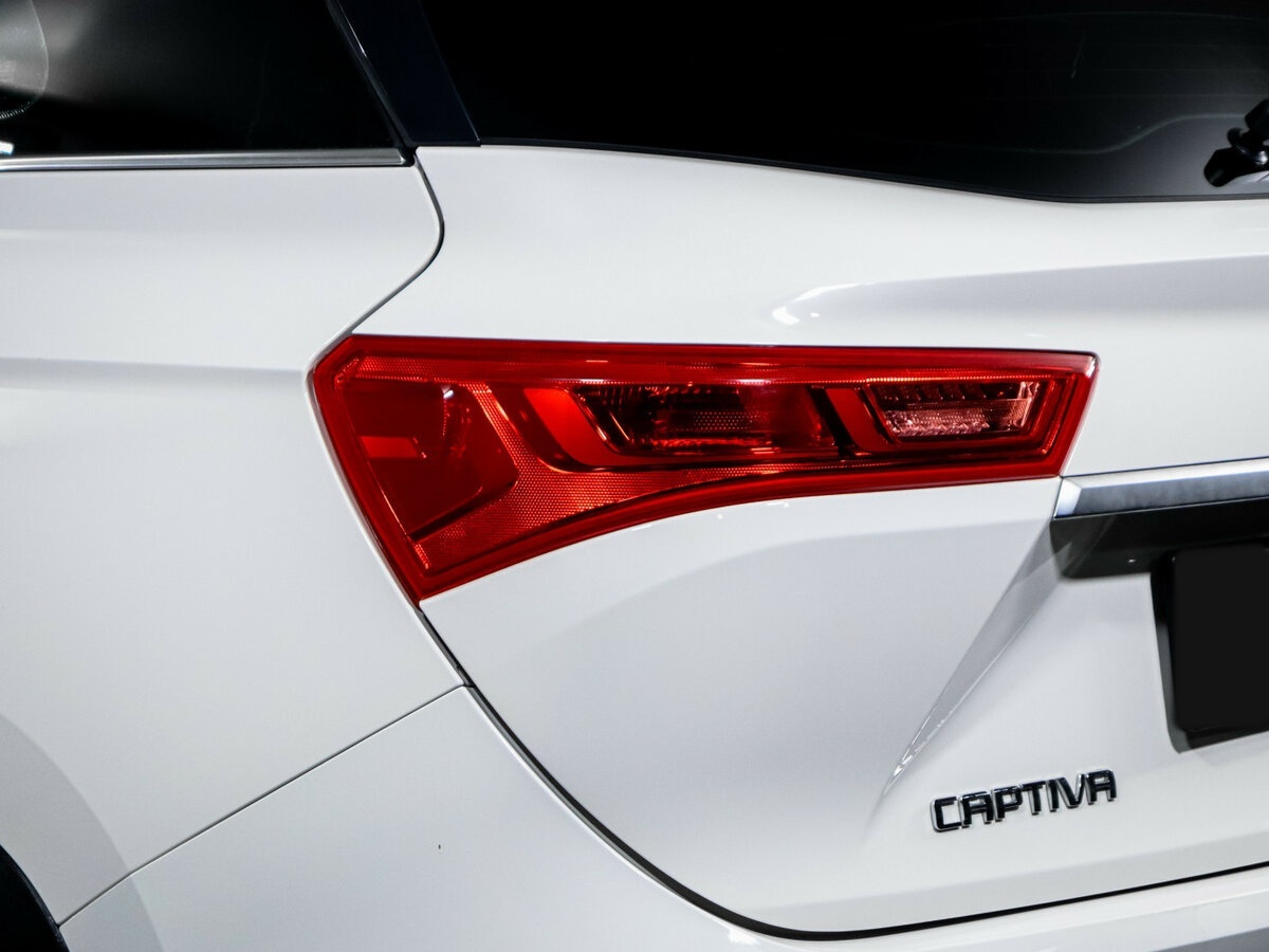 Б/У Шевроле Каптива 2022 года. Фото: #16