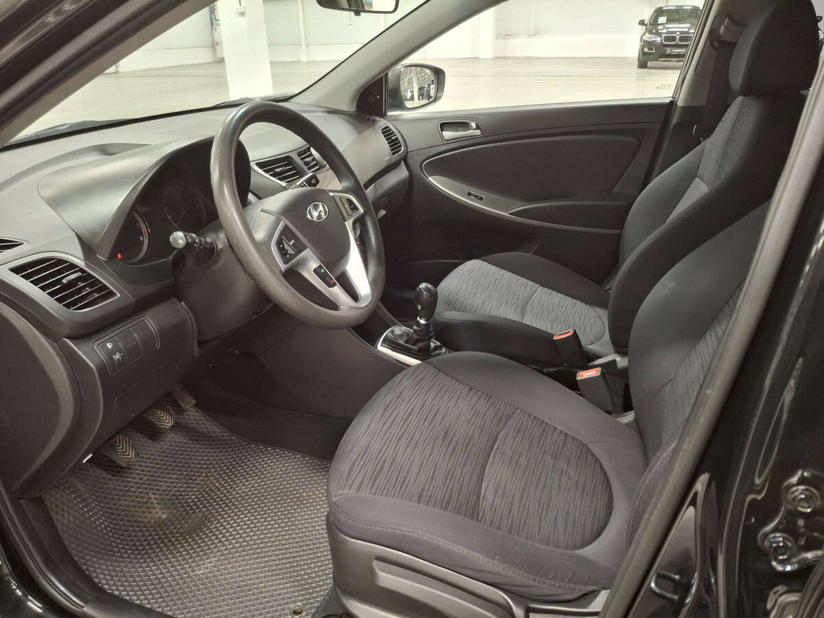 Б/У Хендай Солярис 2016 года. Фото: #15