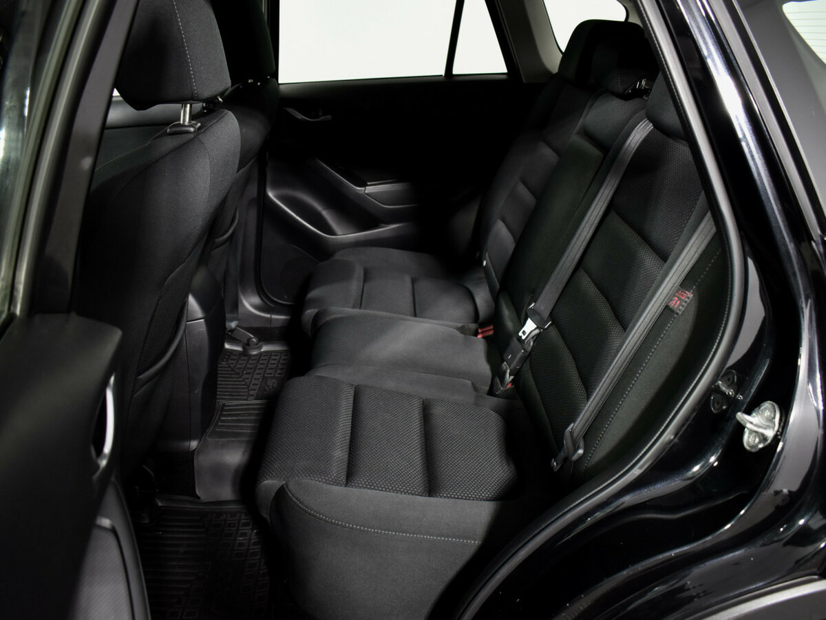 Б/У Мазда Ц-Икс-5 2015 года. Фото: #11