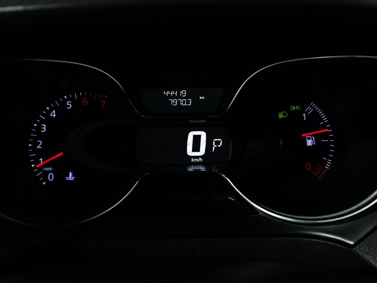 Б/У Рено Каптюр 2017 года. Фото: #9