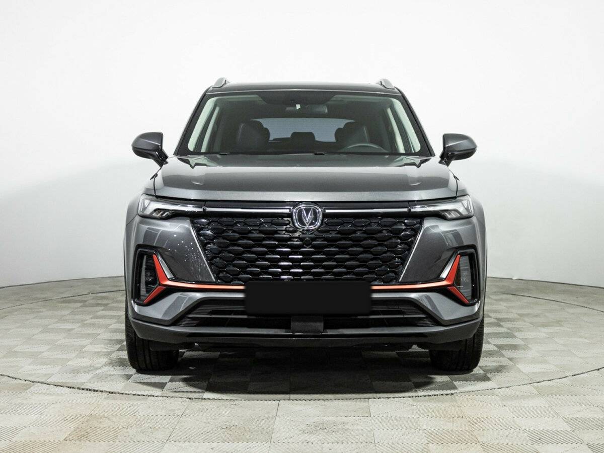 Б/У Чанган CS35 Plus 2023 года. Фото: #1