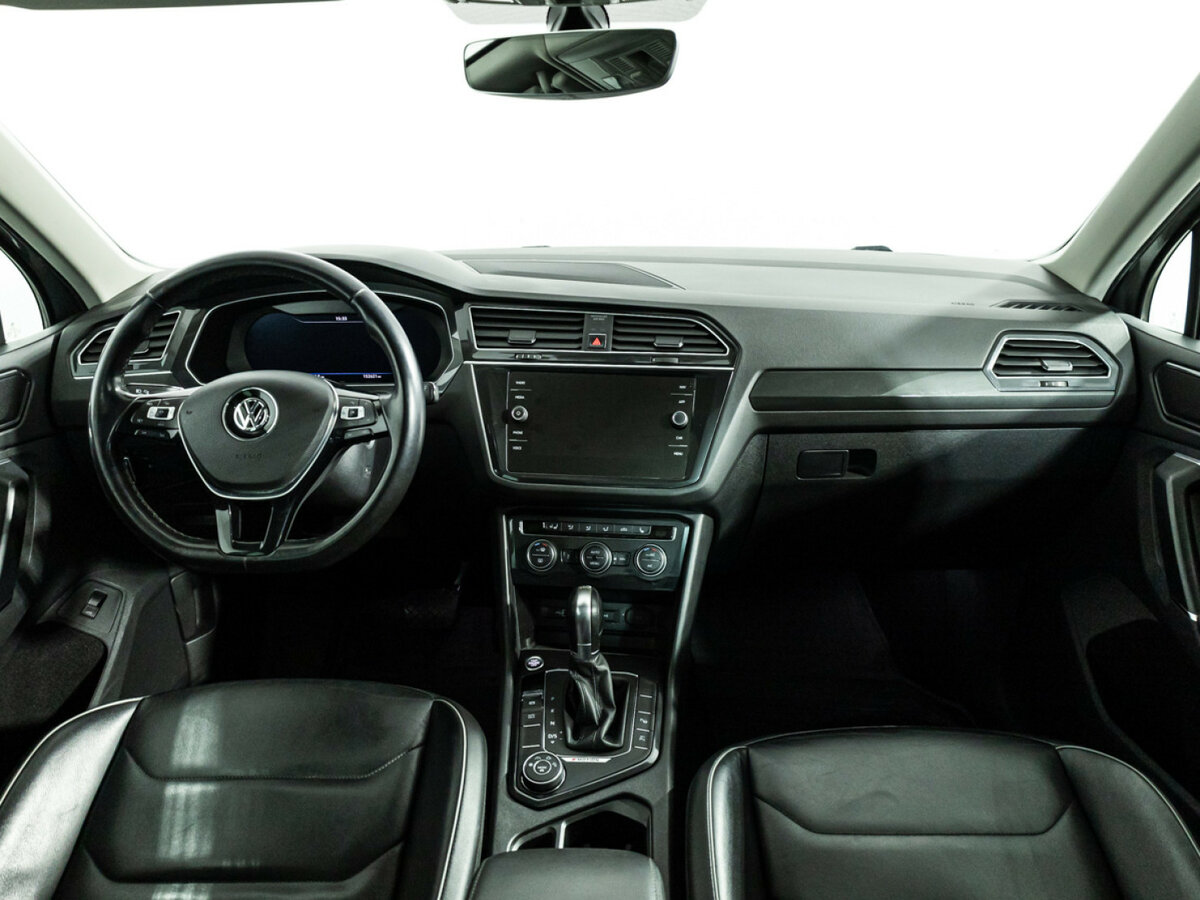 Б/У Фольксваген Тигуан 2018 года. Фото: #12