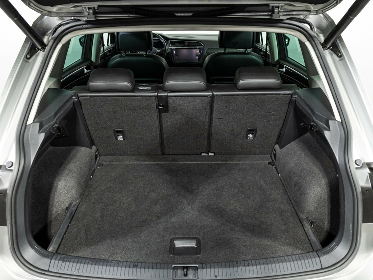 Б/У Фольксваген Тигуан 2018 года. Фото: #23