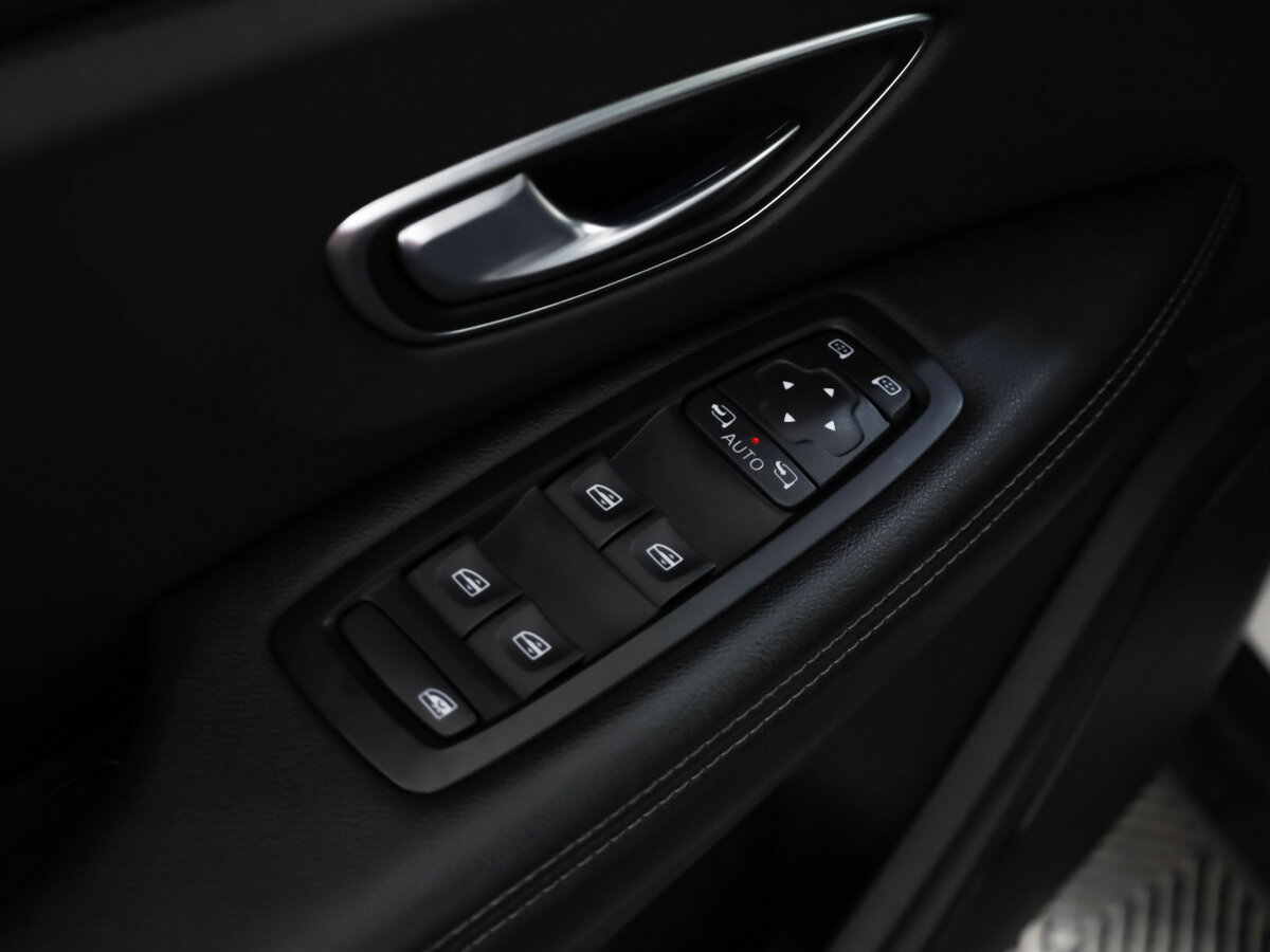 Б/У Рено Сценик 2018 года. Фото: #7