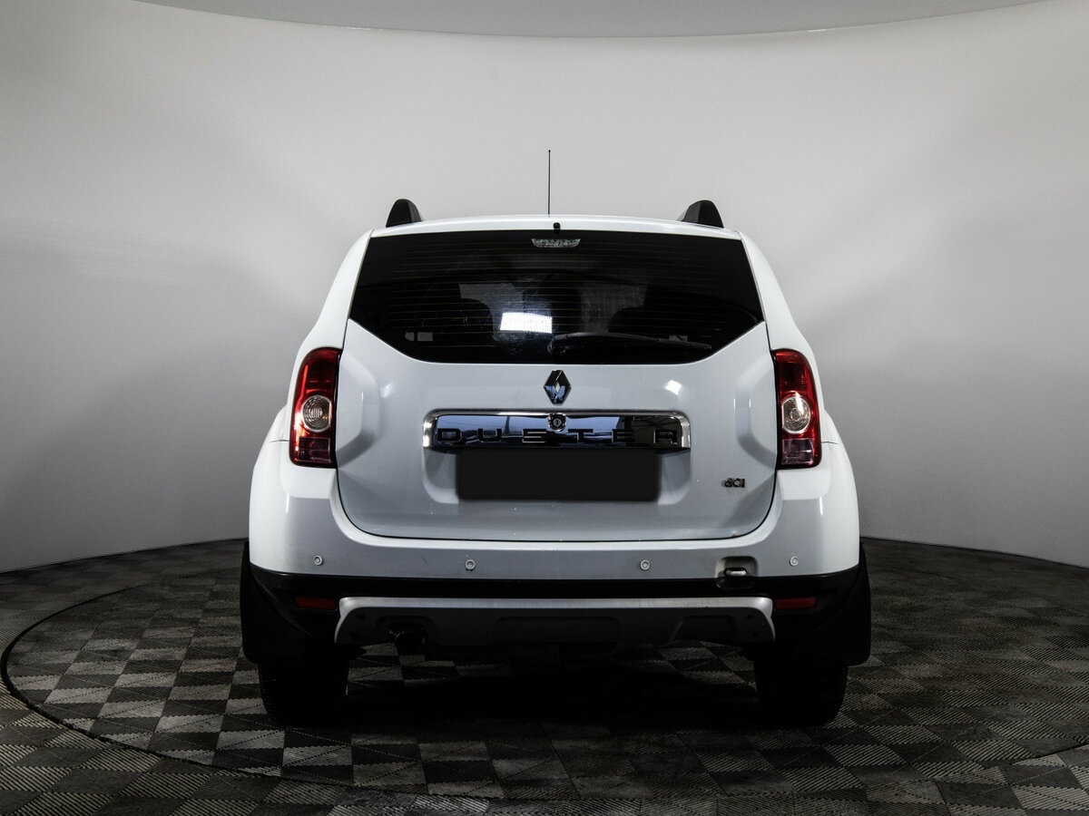 Б/У Рено Дастер 2014 года. Фото: #4