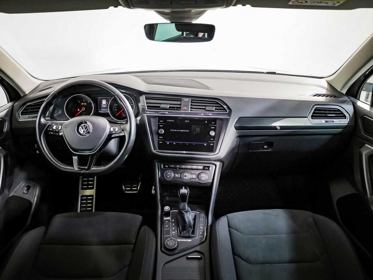 Б/У Фольксваген Тигуан 2020 года. Фото: #8