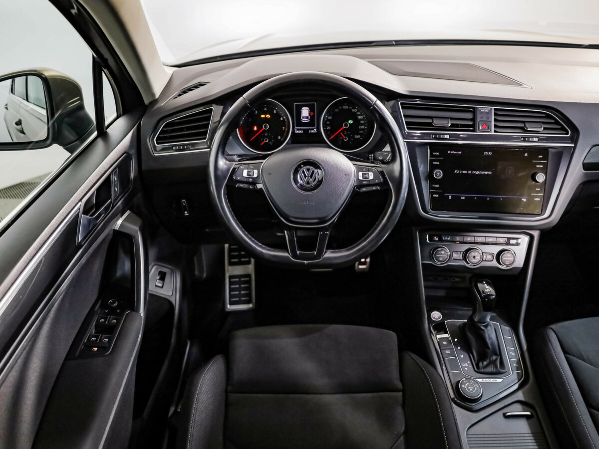 Б/У Фольксваген Тигуан 2020 года. Фото: #9