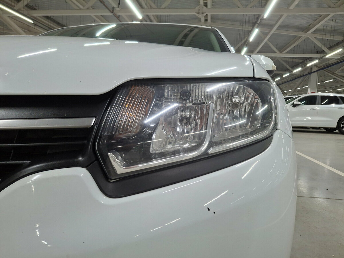 Б/У Рено Логан 2017 года. Фото: #16