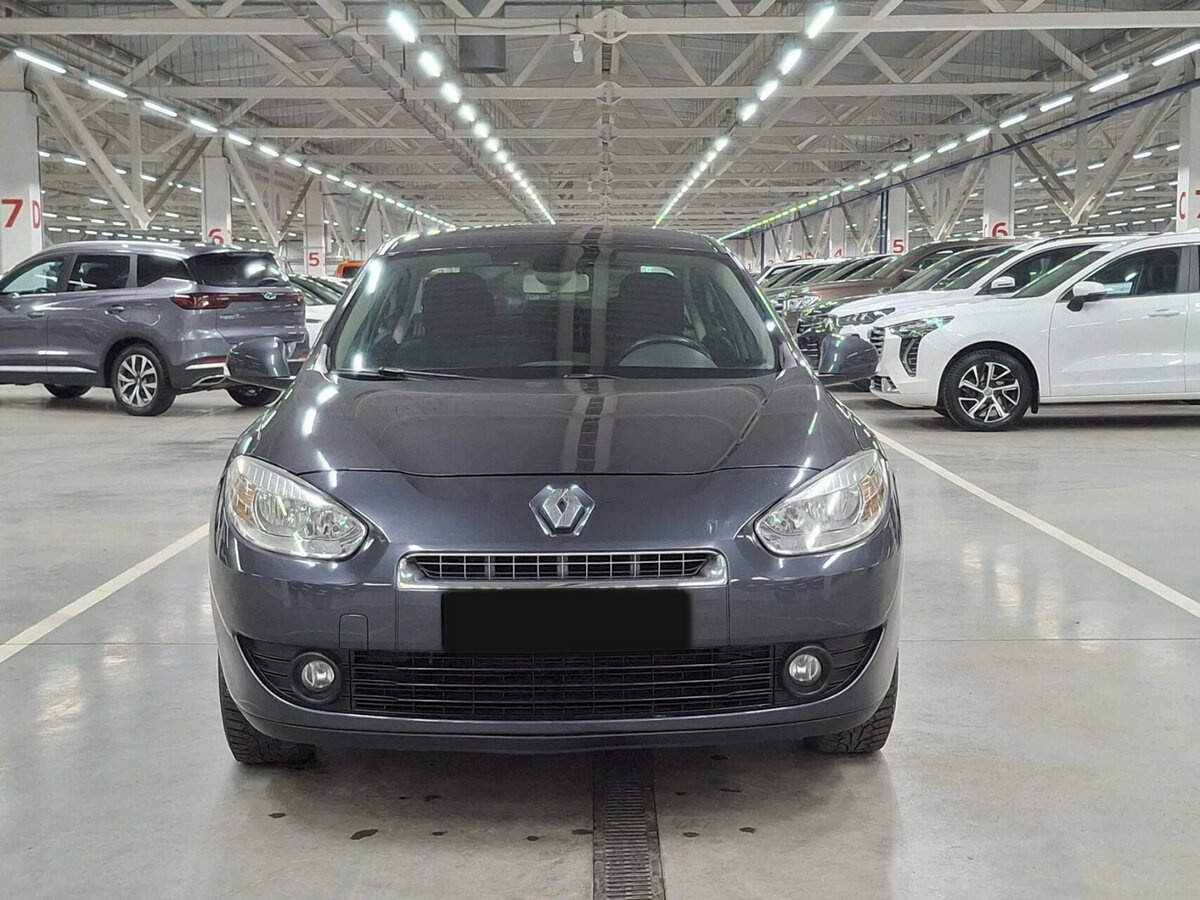 Б/У Рено Флюенс 2012 года. Фото: #1