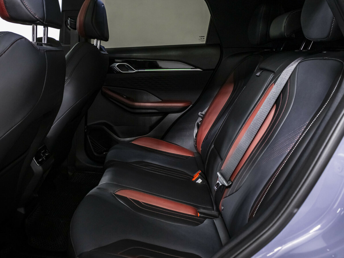 Б/У Джили Кулрэй 2023 года. Фото: #10