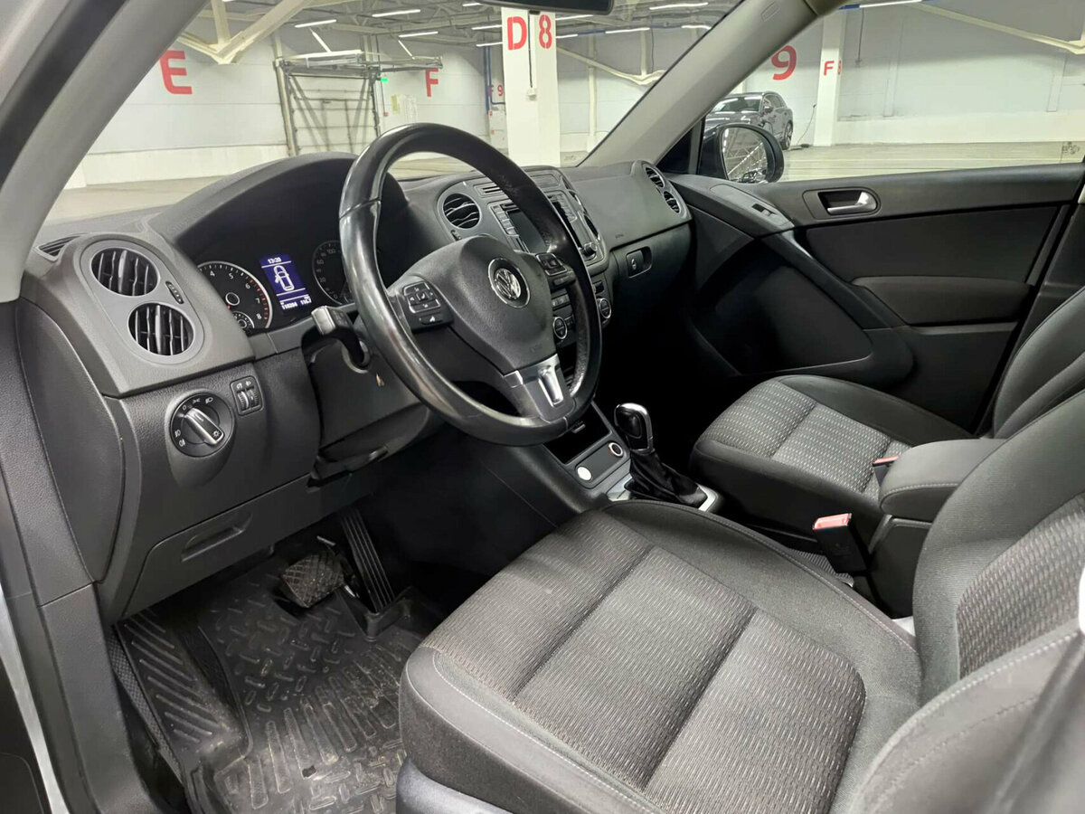 Б/У Фольксваген Тигуан 2016 года. Фото: #15