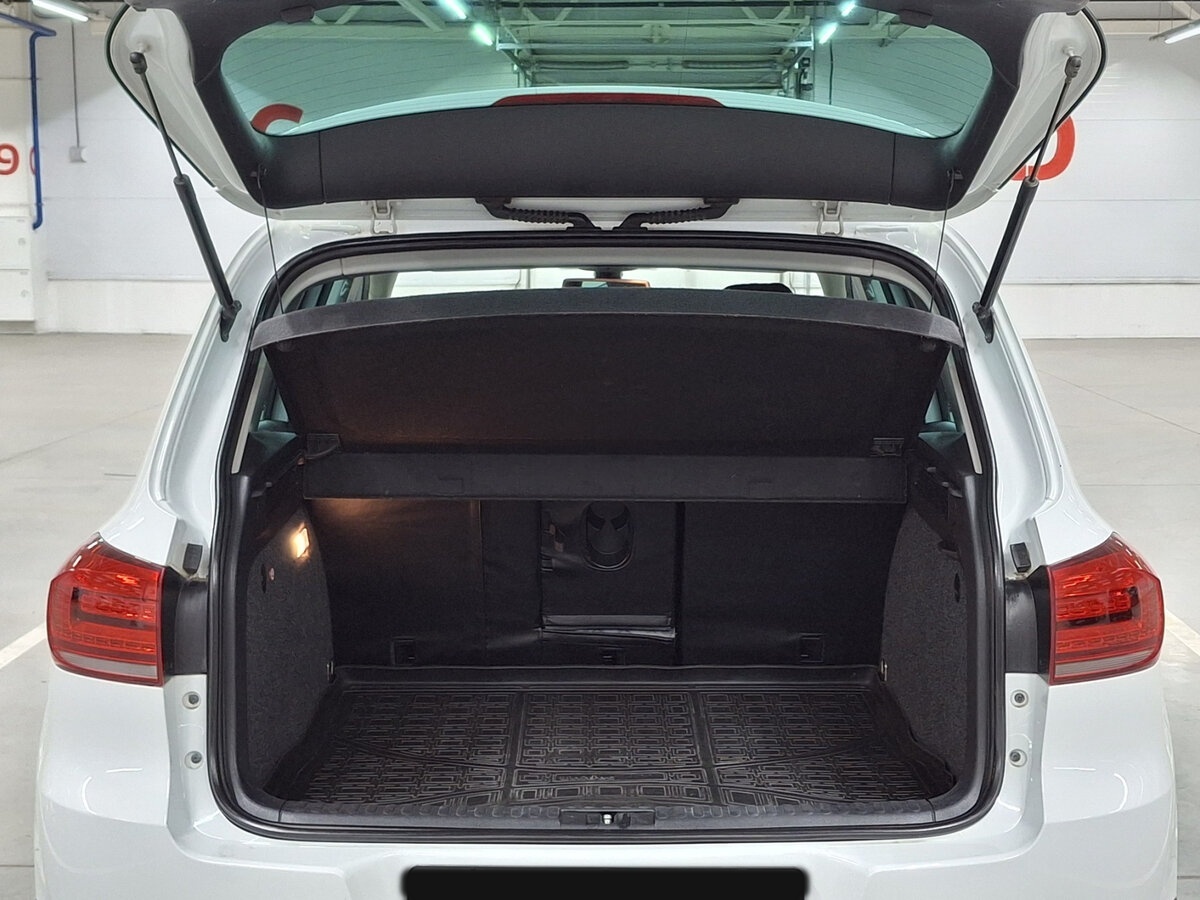 Б/У Фольксваген Тигуан 2016 года. Фото: #9