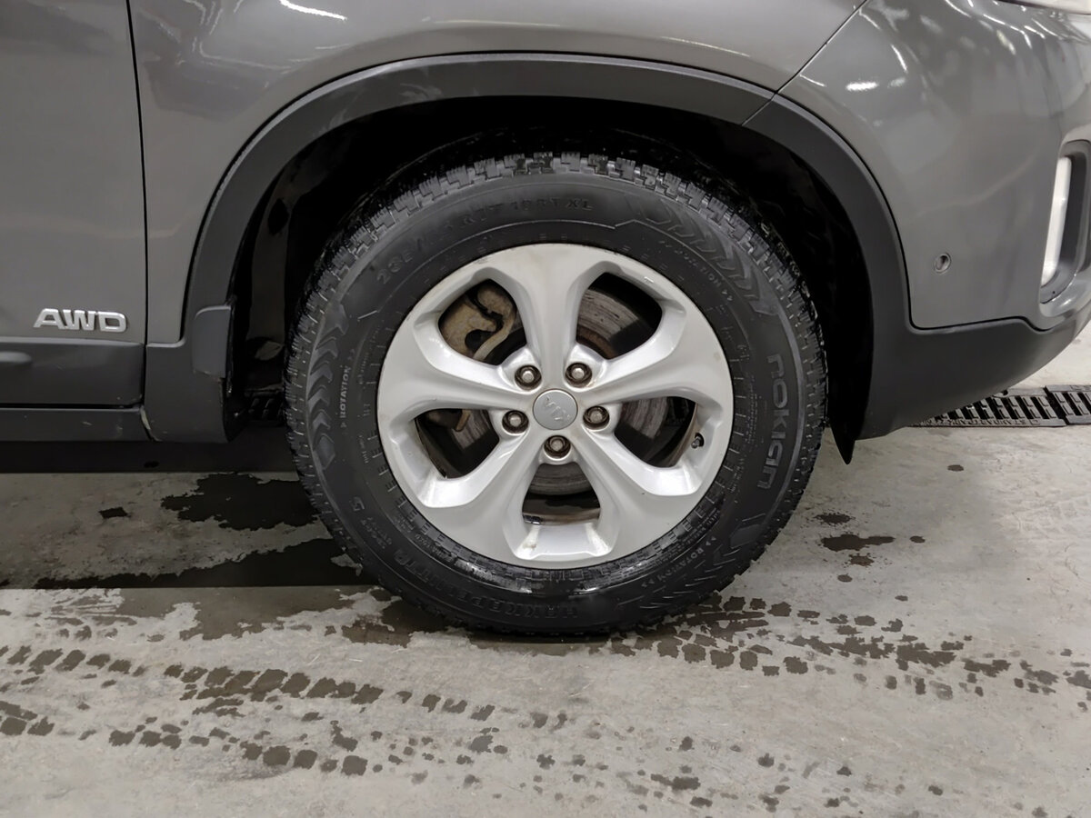 Б/У Киа Соренто 2013 года. Фото: #17