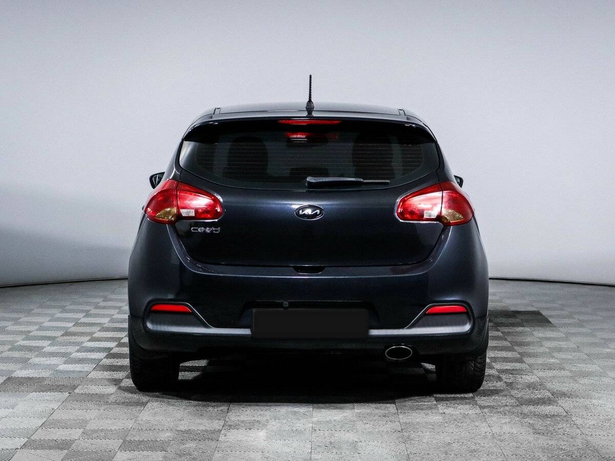 Б/У Киа Сид 2015 года. Фото: #4