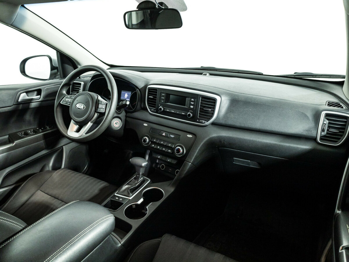 Б/У Киа Спортейдж 2018 года. Фото: #8